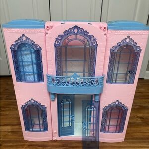 Barbie grand hotel dollhouse